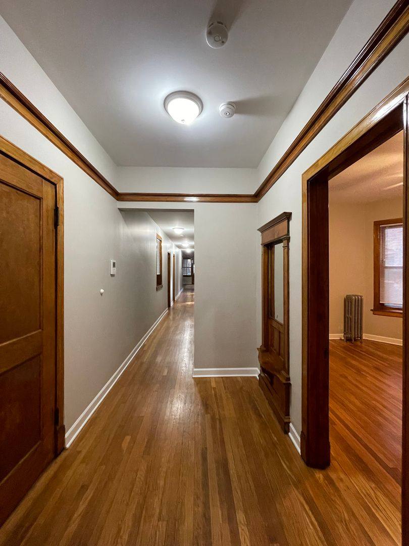 Apartment for rent at 5213-15 S Dorchester Ave, Chicago, IL 60615