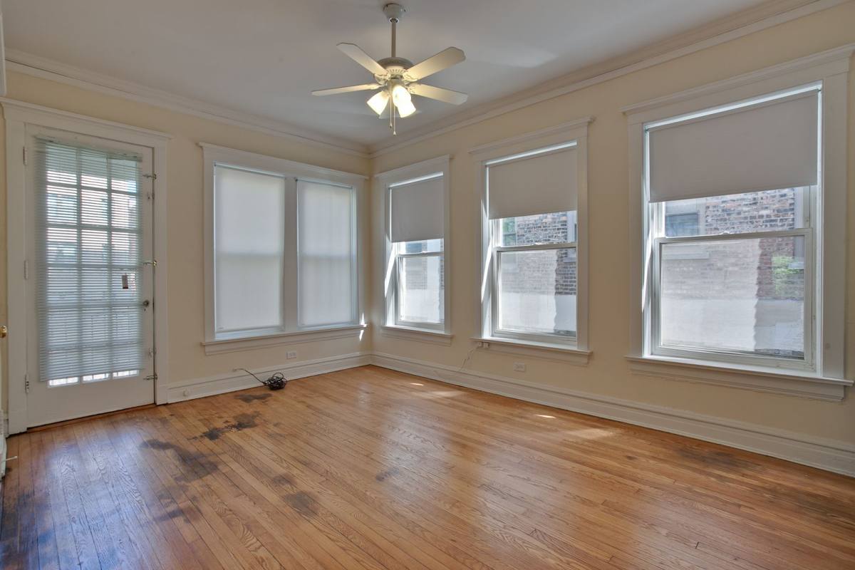 Apartment for rent at 5121 S Kenwood Ave, Chicago, IL 60615