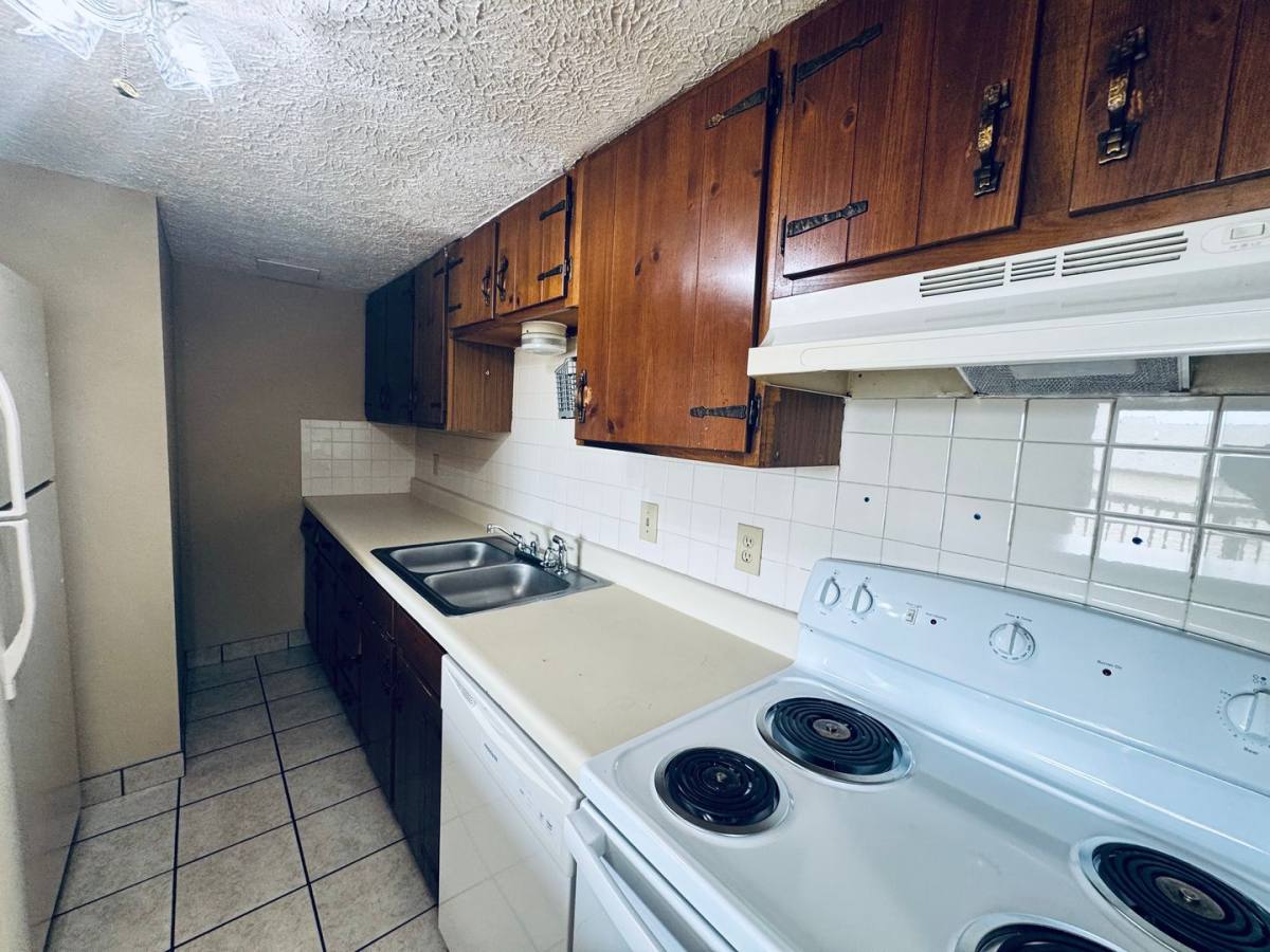 Townhouse for rent at 151 Kitty Hawk Square, Lynchburg, VA 24502