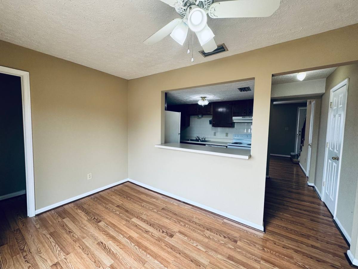 Townhouse for rent at 151 Kitty Hawk Square, Lynchburg, VA 24502