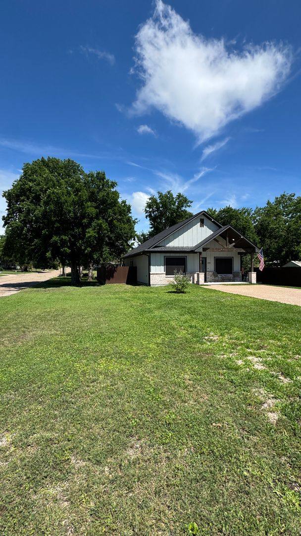 House for rent at 909 N Randolph, Bryan, TX 77803