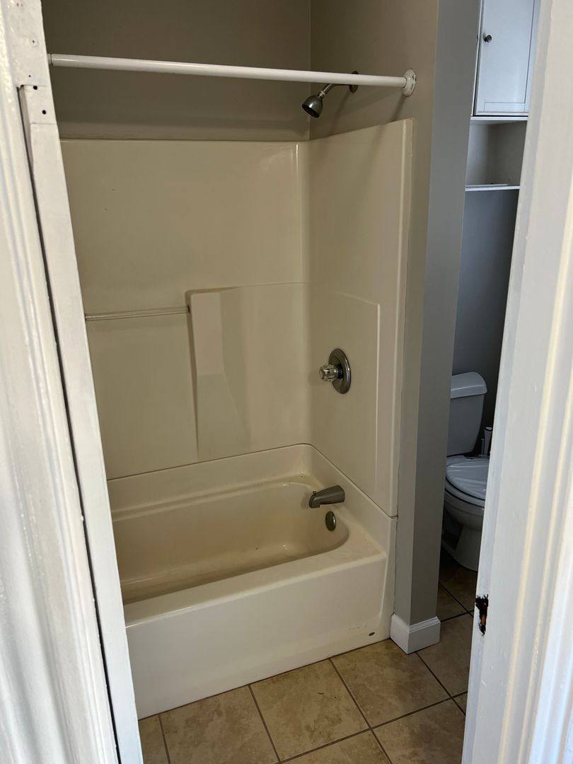 Apartment for rent at 2010 Rosewood Ave, Richmond, VA 23220