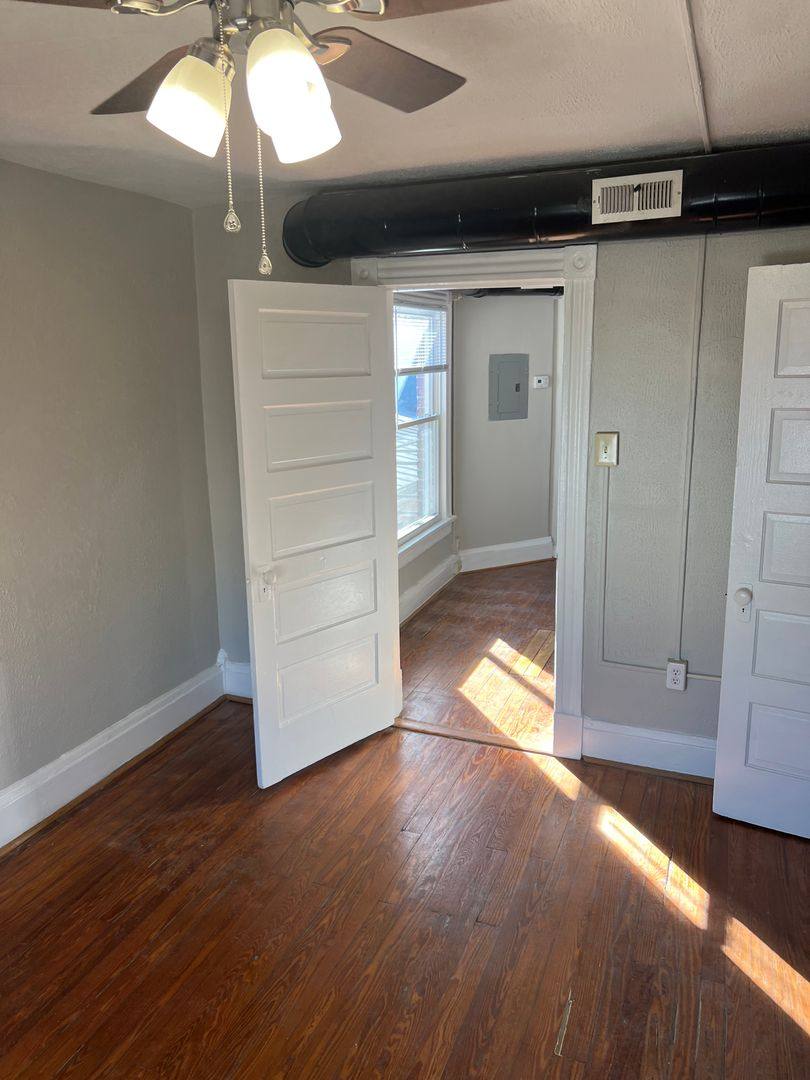 Apartment for rent at 2010 Rosewood Ave, Richmond, VA 23220