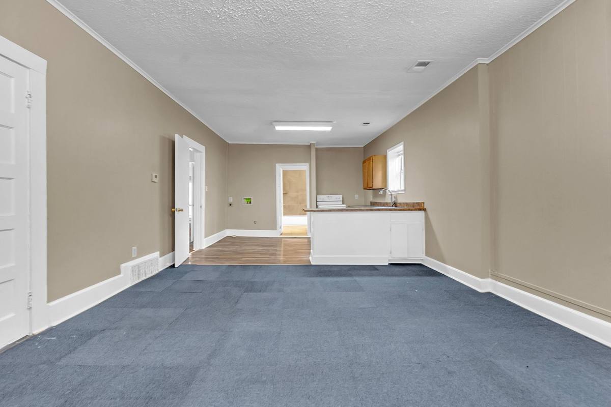House for rent at 410 Boston St, Memphis, TN 38111