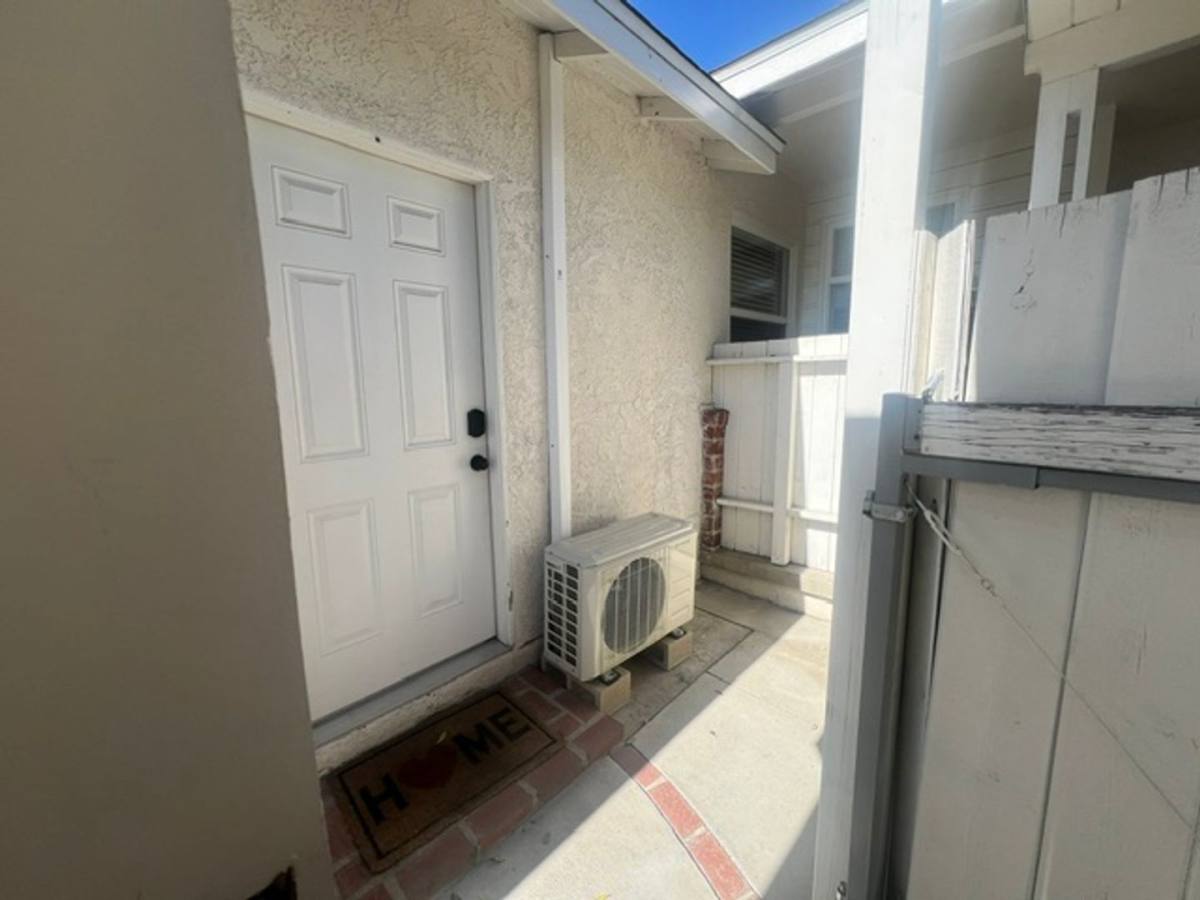 House for rent at 7009 Jumilla Ave, Winnetka, CA 91306