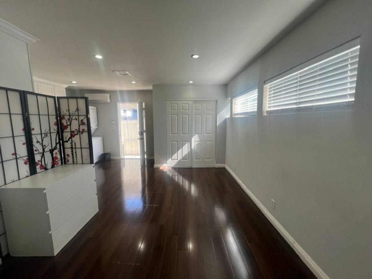 House for rent at 7009 Jumilla Ave, Winnetka, CA 91306