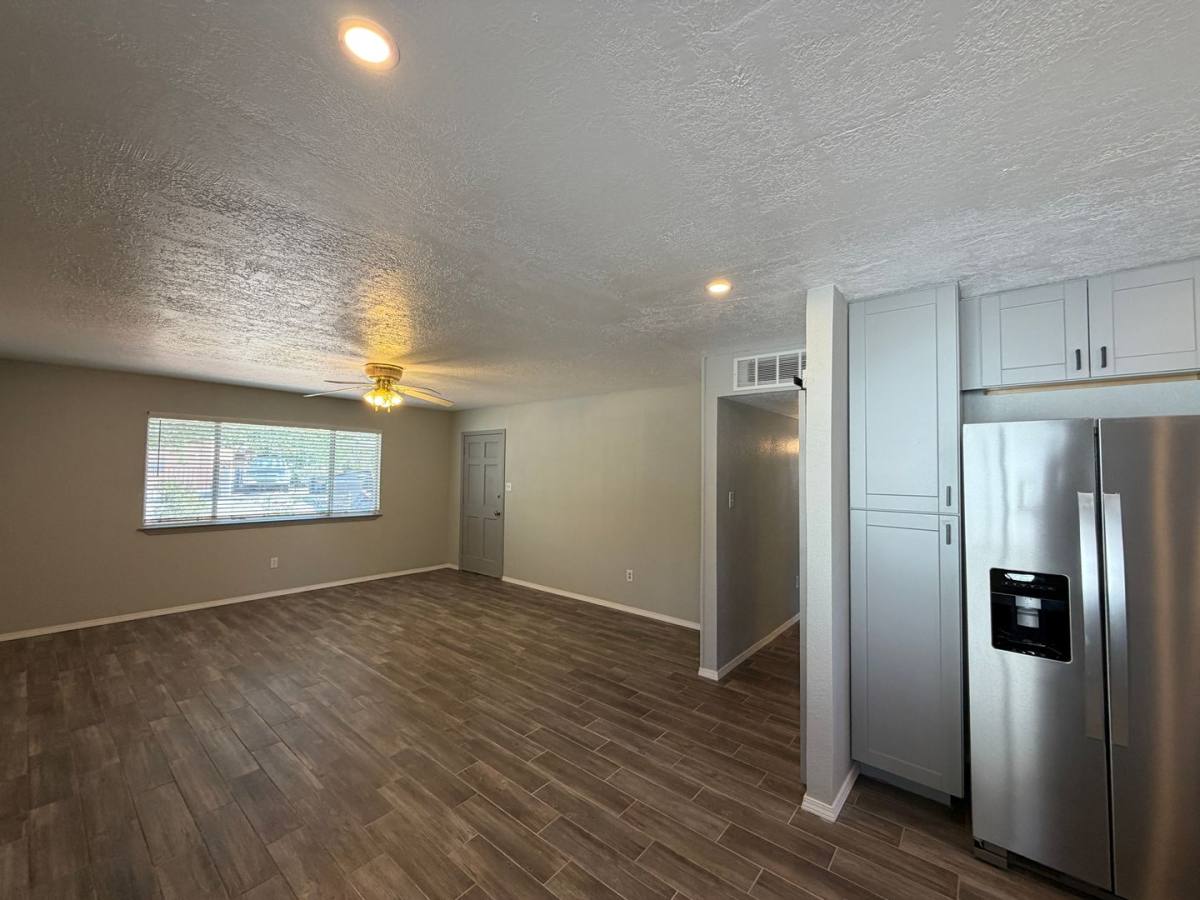 House for rent at 1312 Cordova Ave NW, Albuquerque, NM 87107