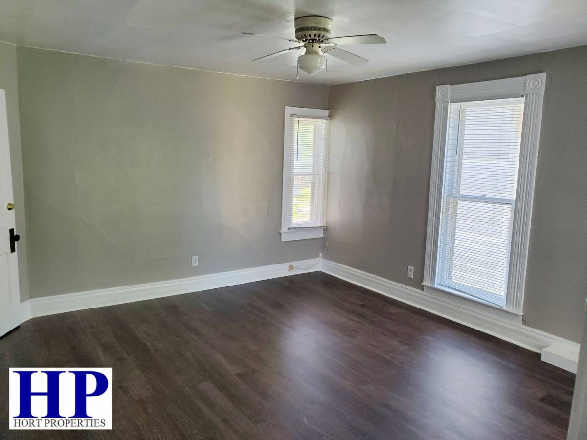 Apartment for rent at 1512 Lafayette Ave, Mattoon, IL 61938