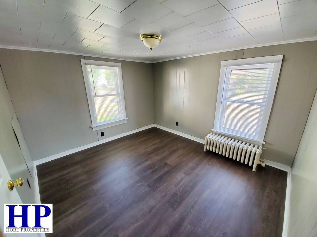 Apartment for rent at 1512 Lafayette Ave, Mattoon, IL 61938