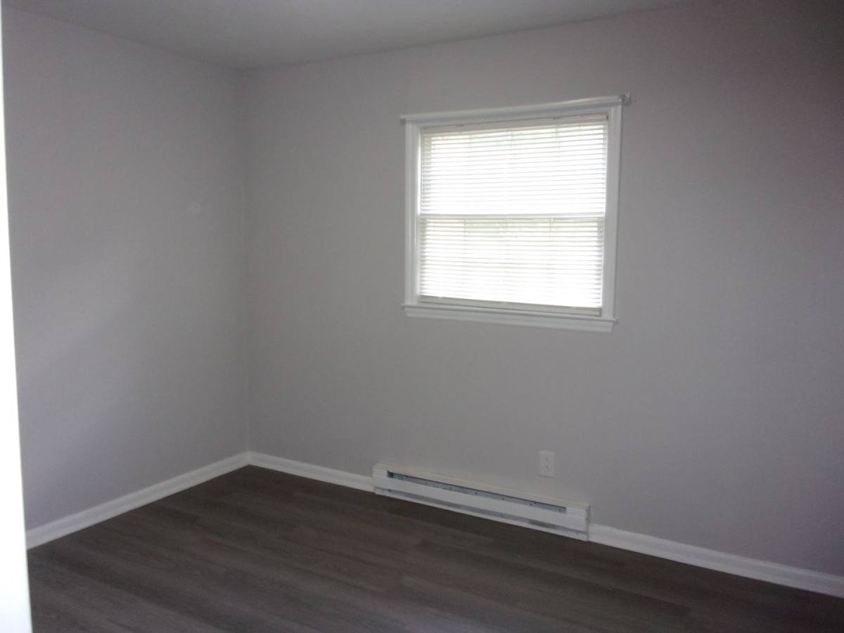 Apartment for rent at 1045 W Meadow Dr, Lancaster, SC 29720