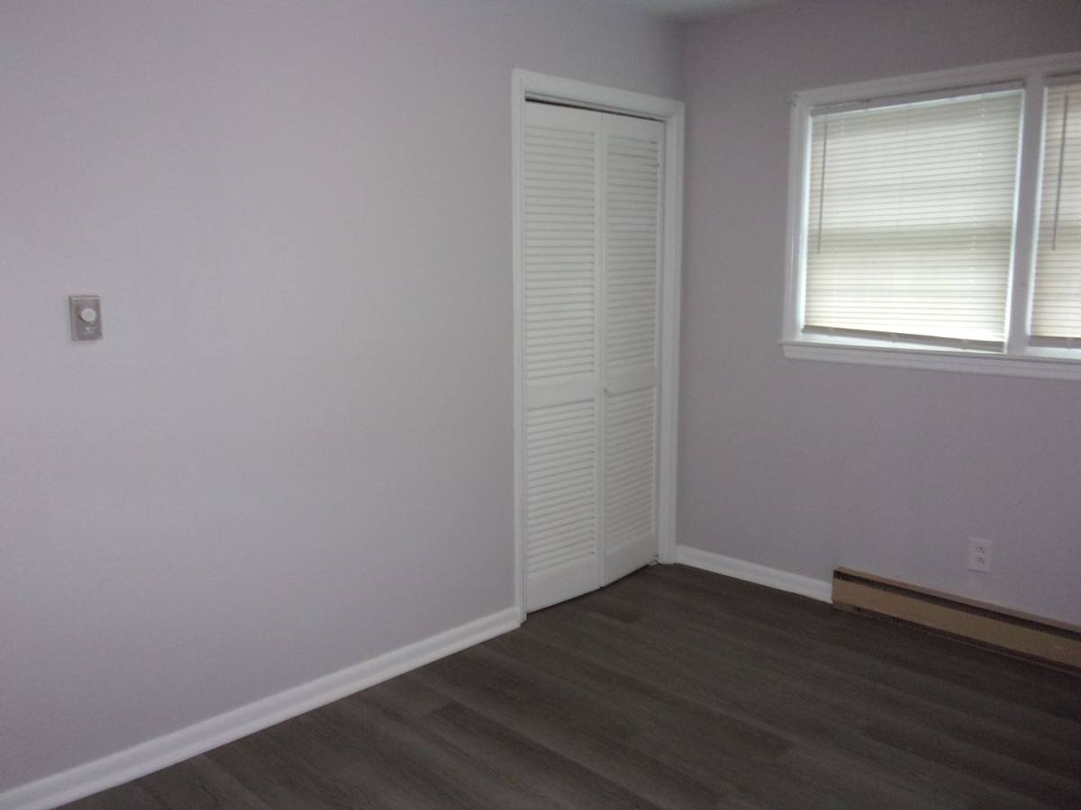 Apartment for rent at 1045 W Meadow Dr, Lancaster, SC 29720