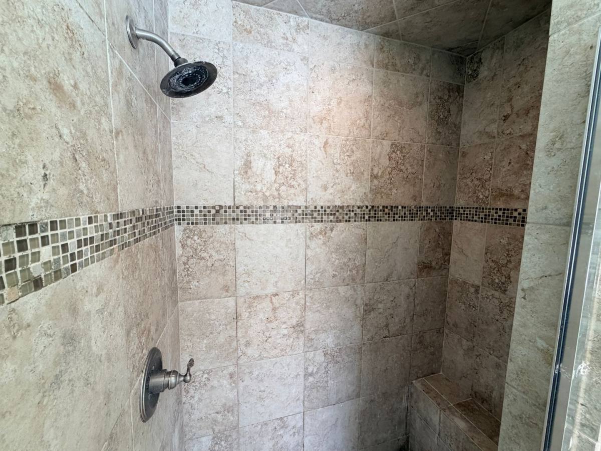 House for rent at 2311 Pinecliff Dr, Valdosta, GA 31602