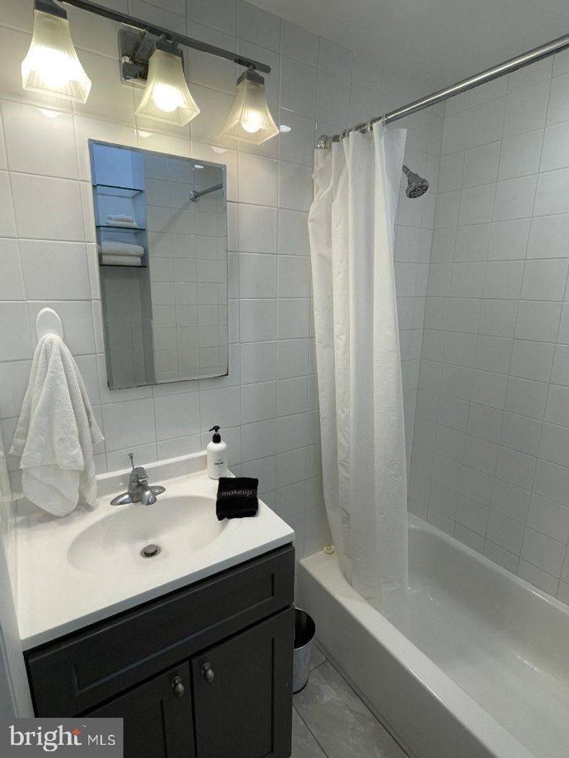 House for rent at 1574 33rd St #NW, Washington, DC 20007