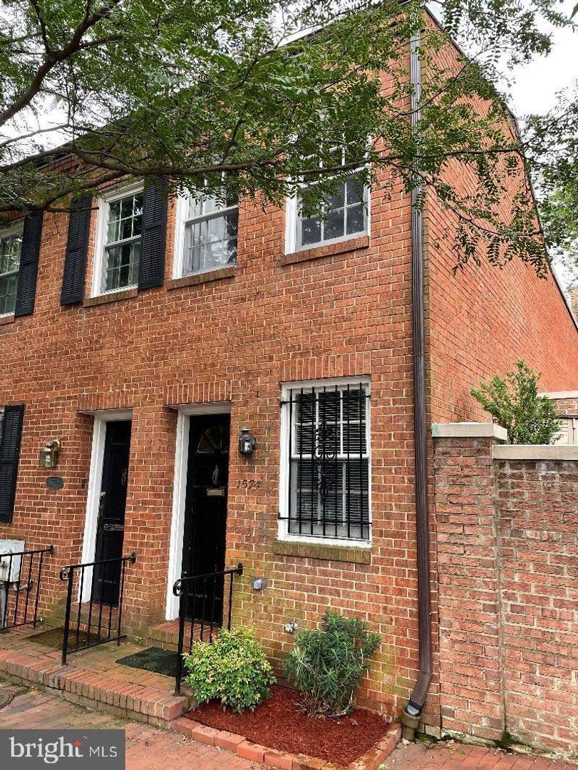 House for rent at 1574 33rd St #NW, Washington, DC 20007