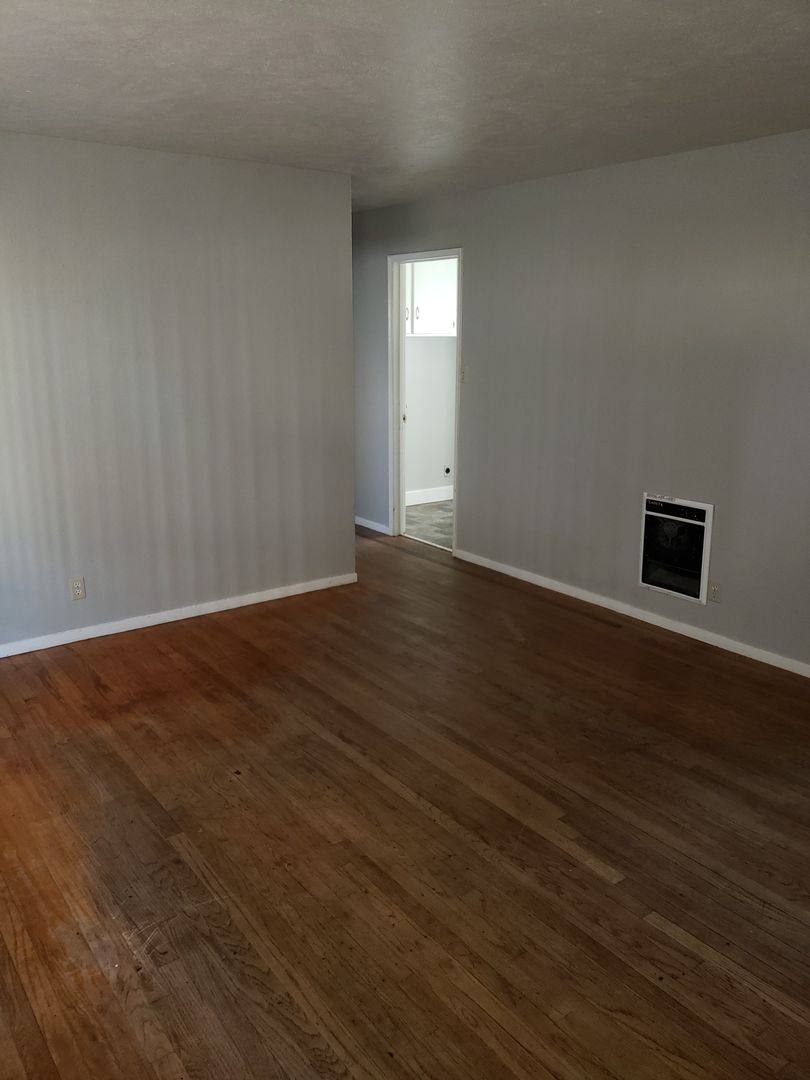 Apartment for rent at 1980-1996 10th St, Redding, CA 96001