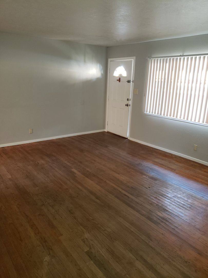 Apartment for rent at 1980-1996 10th St, Redding, CA 96001