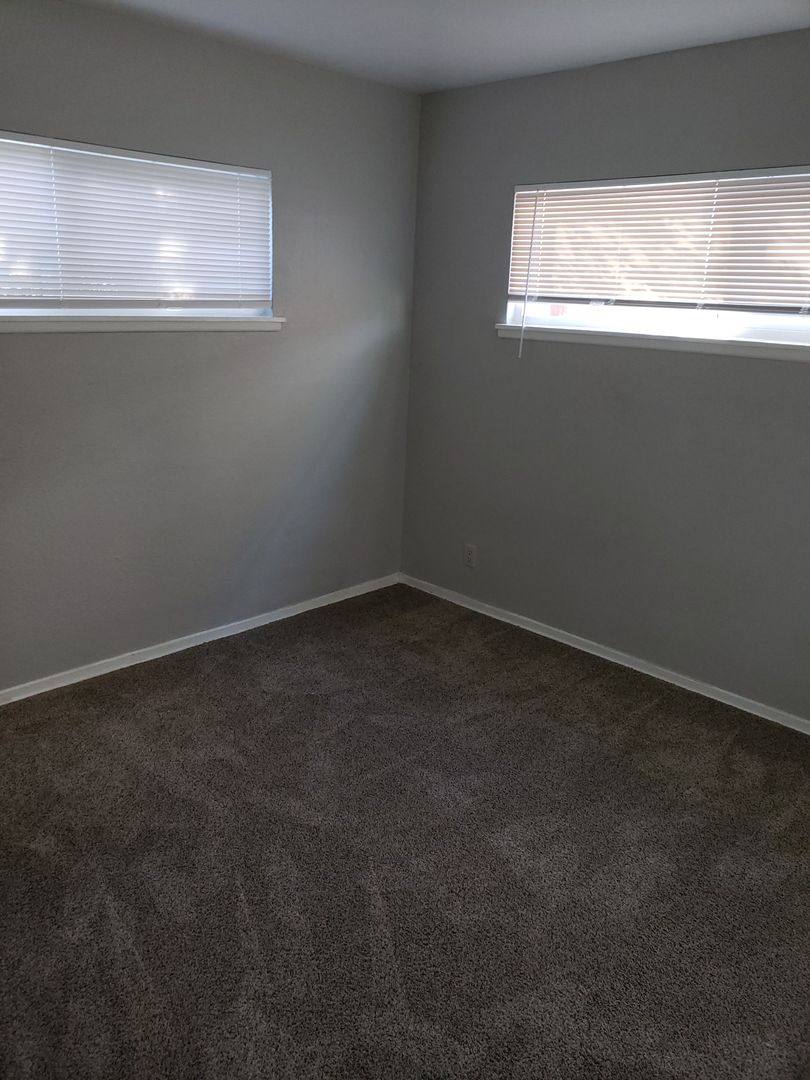 Apartment for rent at 1980-1996 10th St, Redding, CA 96001