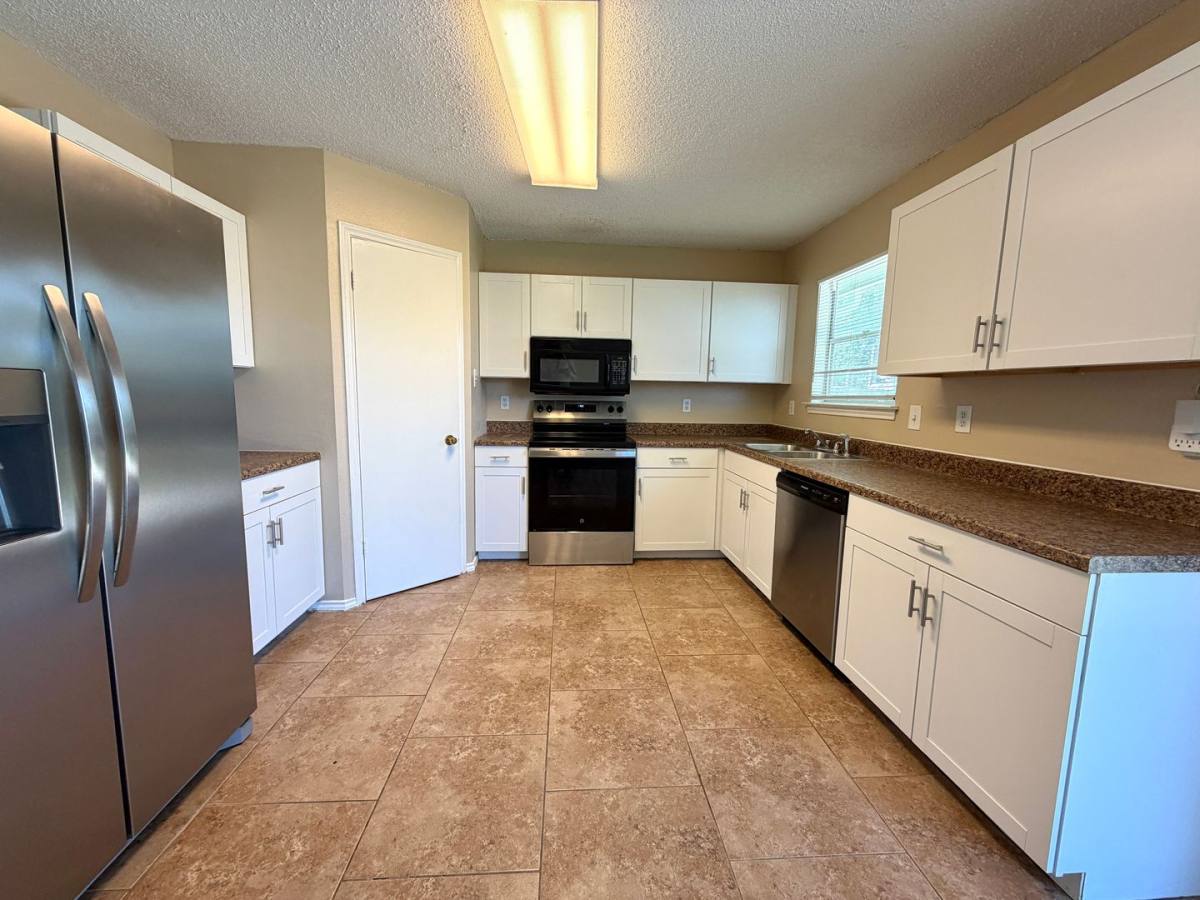 House for rent at 3633 Candlebrook Lane, San Antonio, TX 78244