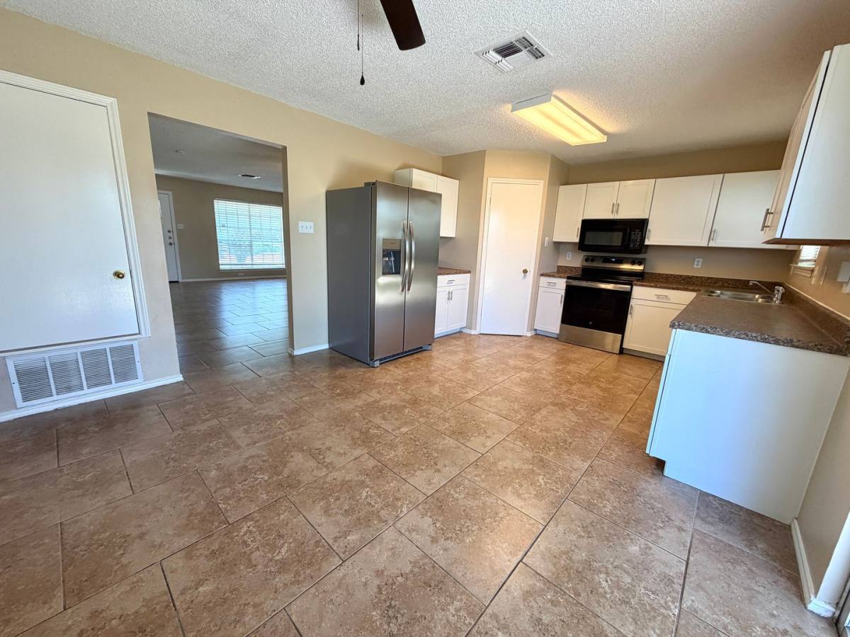 House for rent at 3633 Candlebrook Lane, San Antonio, TX 78244