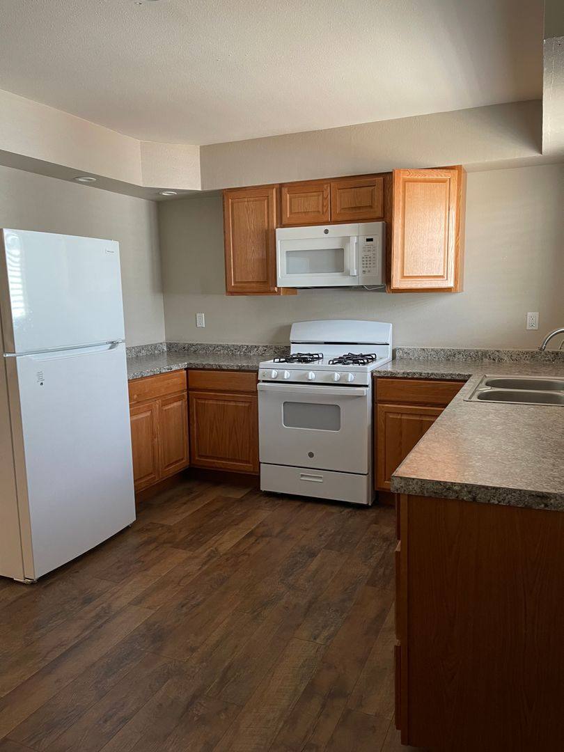 House for rent at 803 N Cottonwood Ave, Canon City, CO 81212