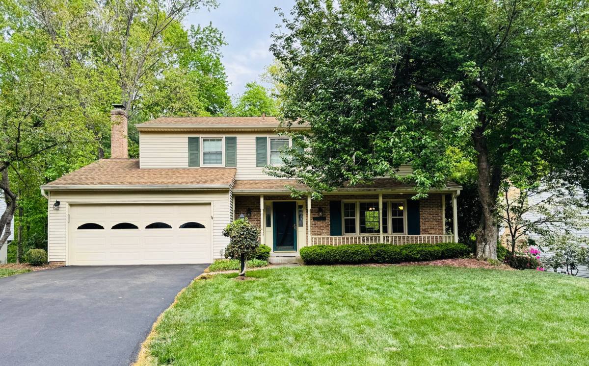 House for rent at 12525 Hedges Run Dr, Woodbridge, VA 22191