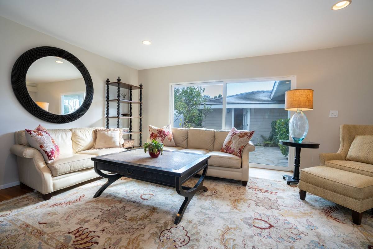 House for rent at 825 Tyburn Rd, Palos Verdes Peninsula, CA 90274