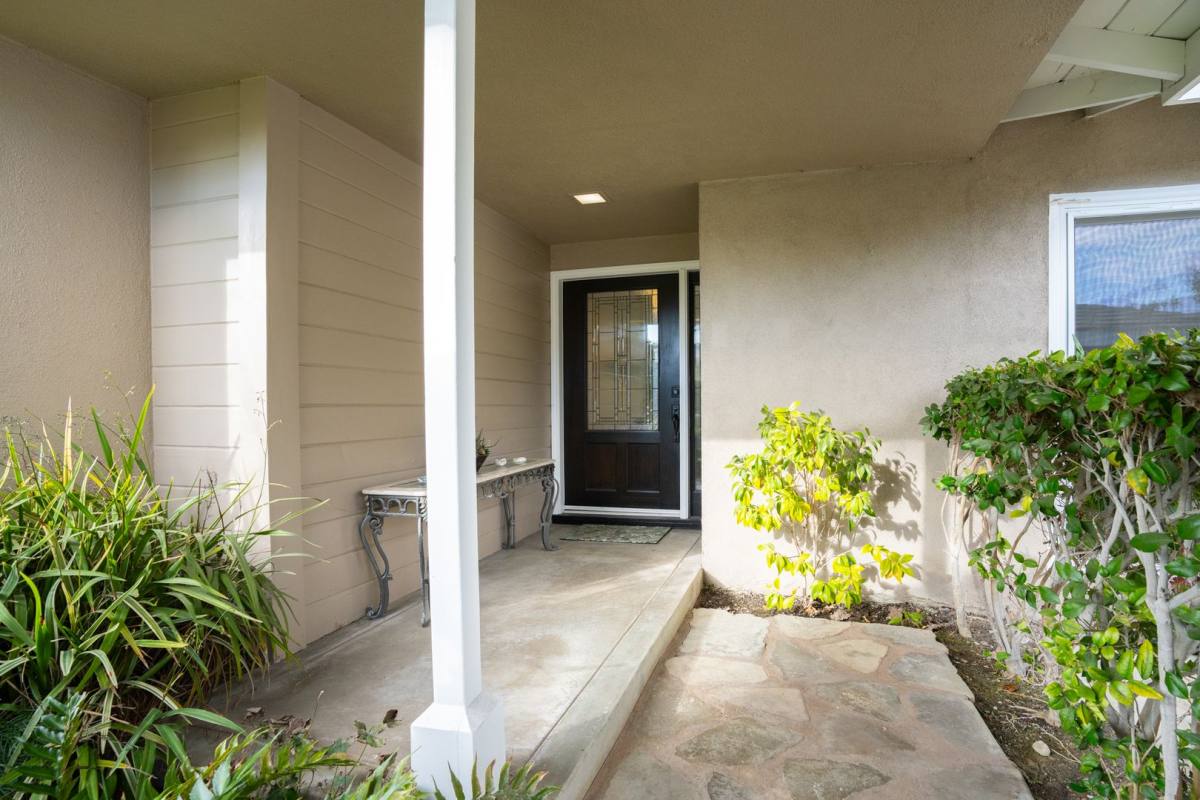 House for rent at 825 Tyburn Rd, Palos Verdes Peninsula, CA 90274