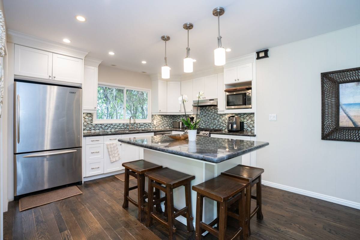 House for rent at 825 Tyburn Rd, Palos Verdes Peninsula, CA 90274