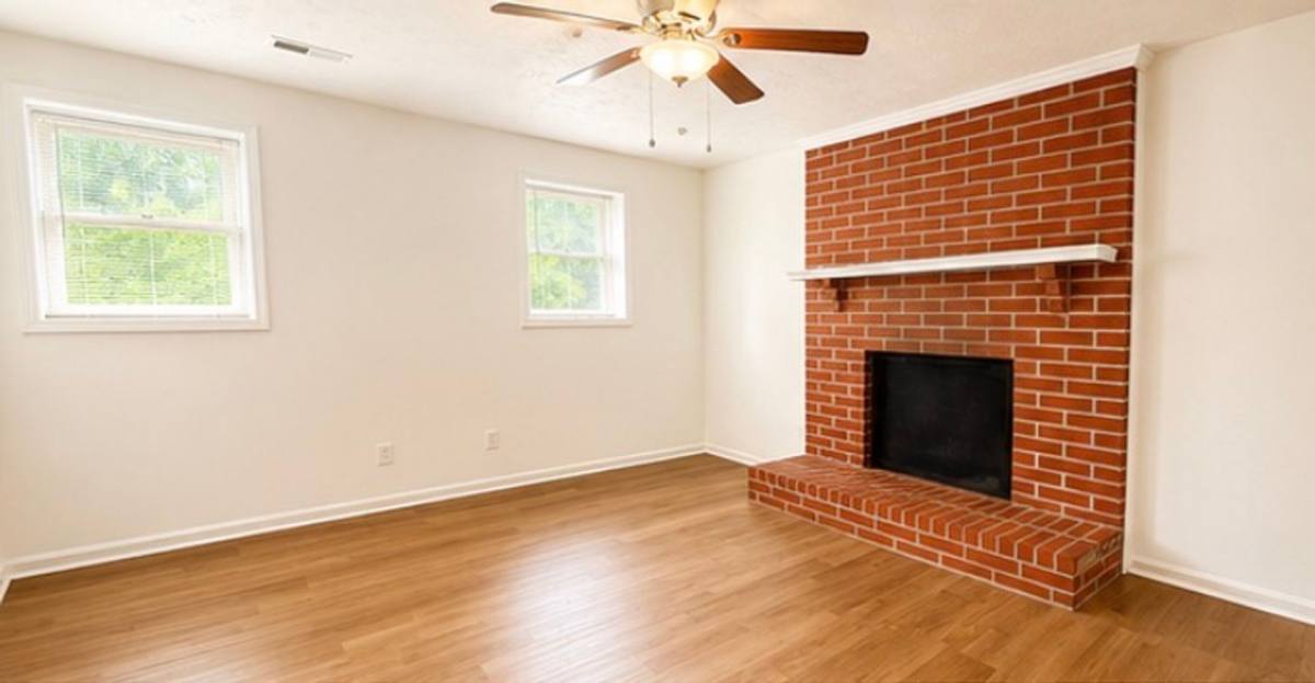 Apartment for rent at 451 Woodview Dr, Lexington, KY 40515