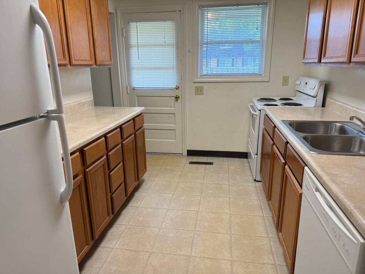 House for rent at 1140 Eastfield Rd, Columbus, OH 43085