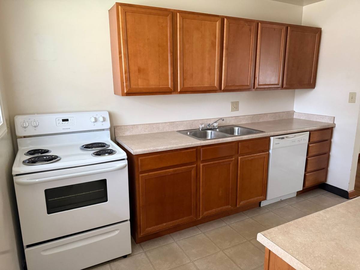 House for rent at 1140 Eastfield Rd, Columbus, OH 43085