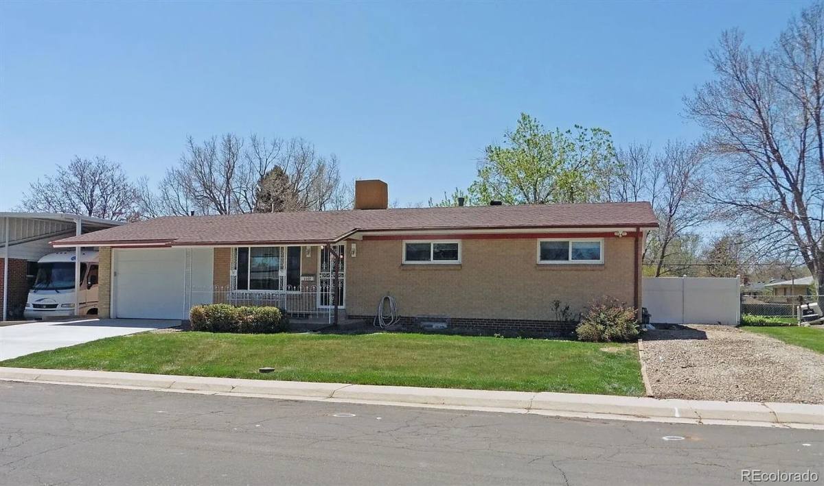 House for rent at 3352 W Aksarben Ave, Lone Tree, CO 80124