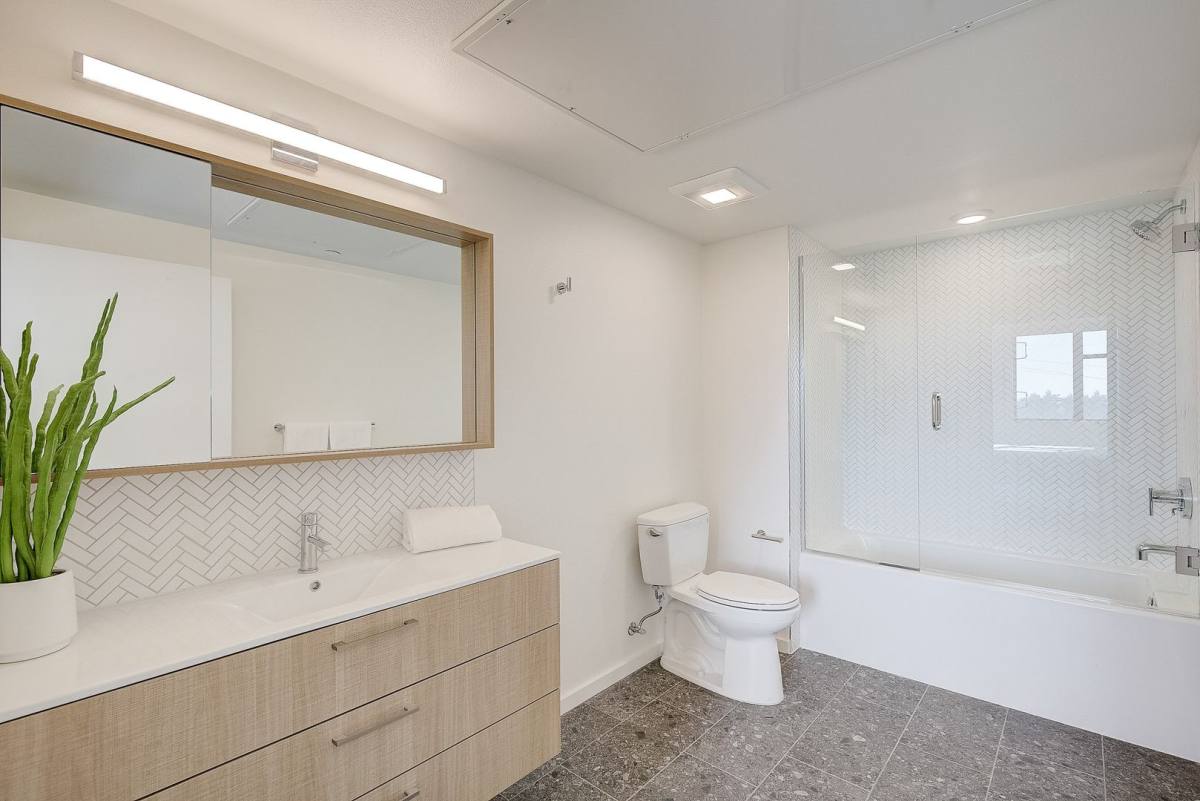 Apartment for rent at 1901 Echo Park Ave, Los Angeles, CA 90026