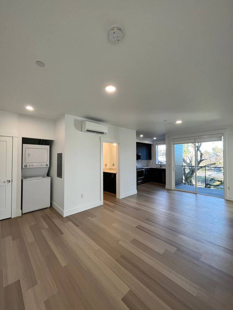 Apartment for rent at 1355 N Liberty St, Portland, OR 97217