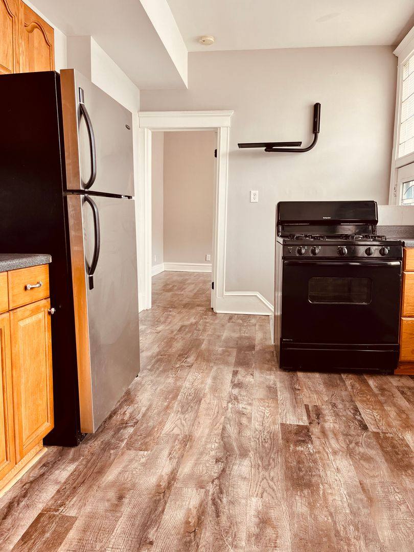 Apartment for rent at 1700 W 19th St, Chicago, IL 60608