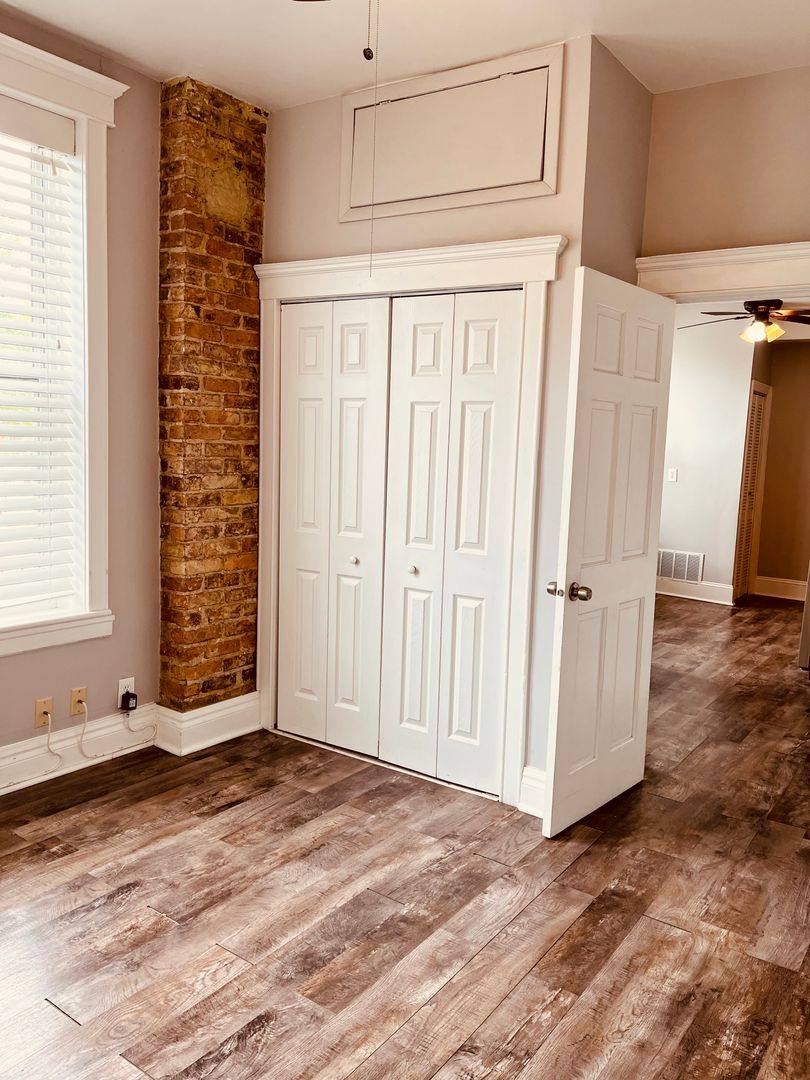 Apartment for rent at 1700 W 19th St, Chicago, IL 60608