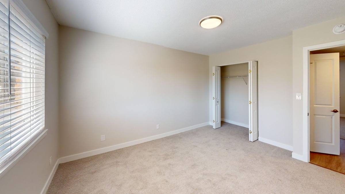 Apartment for rent at 1515 W Kirby Ave, Champaign, IL 61821