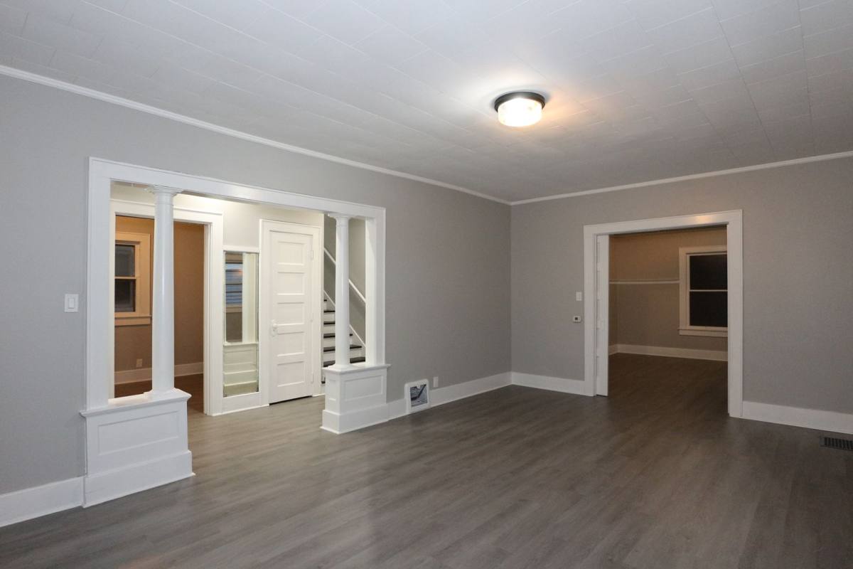 House for rent at 904 E Clinton St, Frankfort, IN 46041