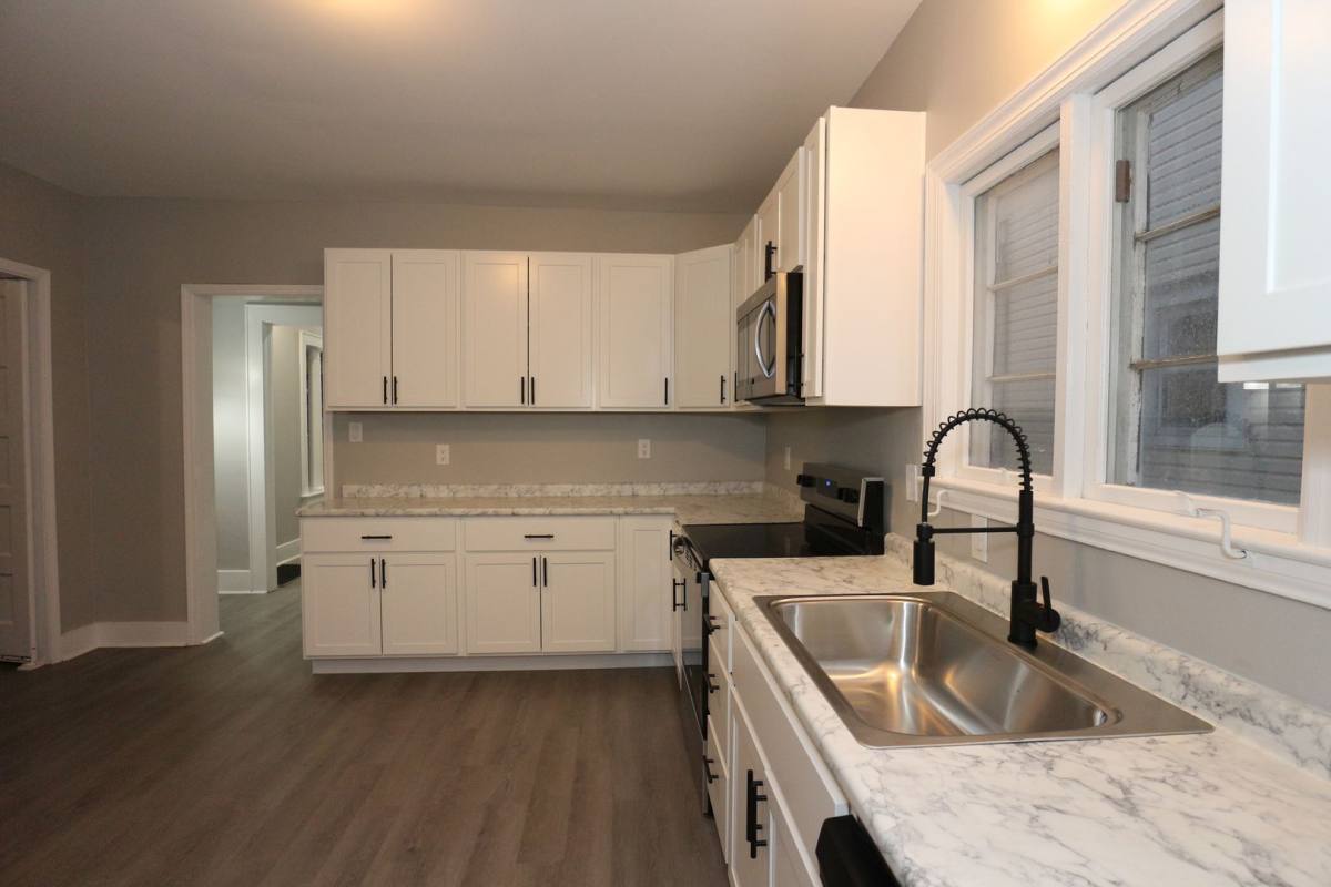House for rent at 904 E Clinton St, Frankfort, IN 46041