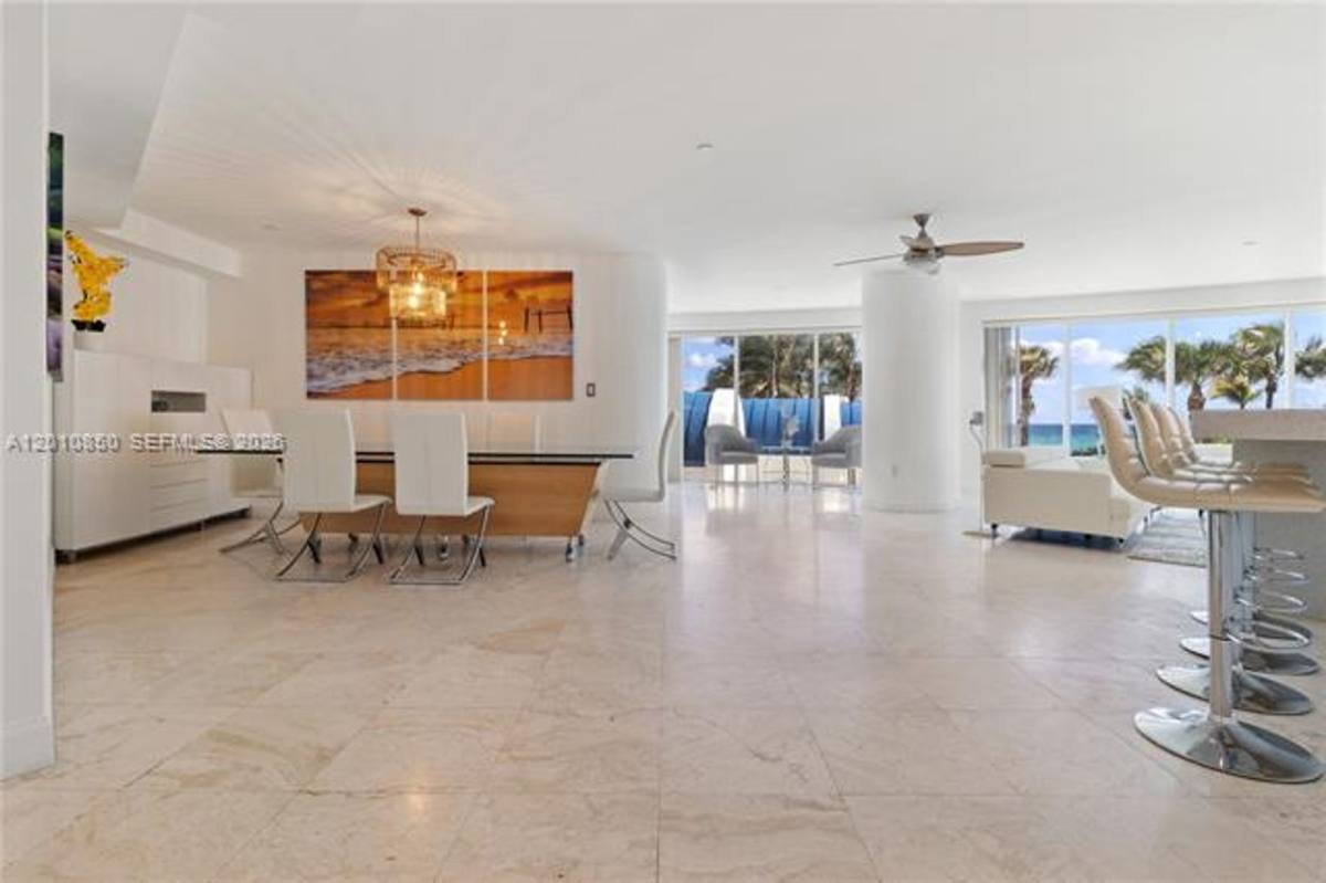 Apartment for rent at 18671 Collins Ave, North Miami Beach, FL 33160