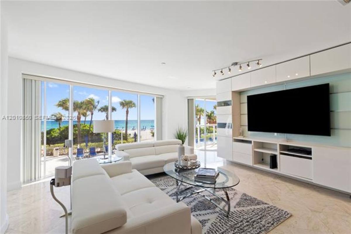Apartment for rent at 18671 Collins Ave, North Miami Beach, FL 33160
