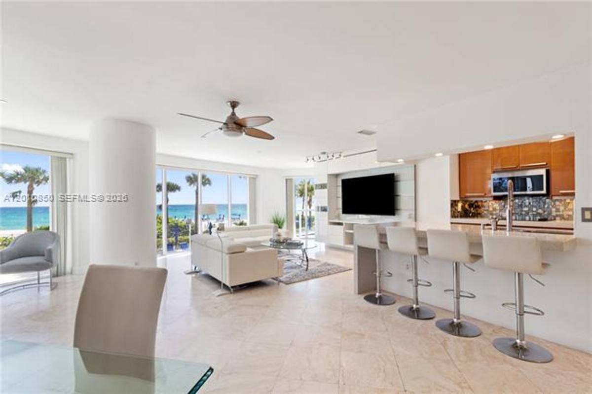 Apartment for rent at 18671 Collins Ave, North Miami Beach, FL 33160
