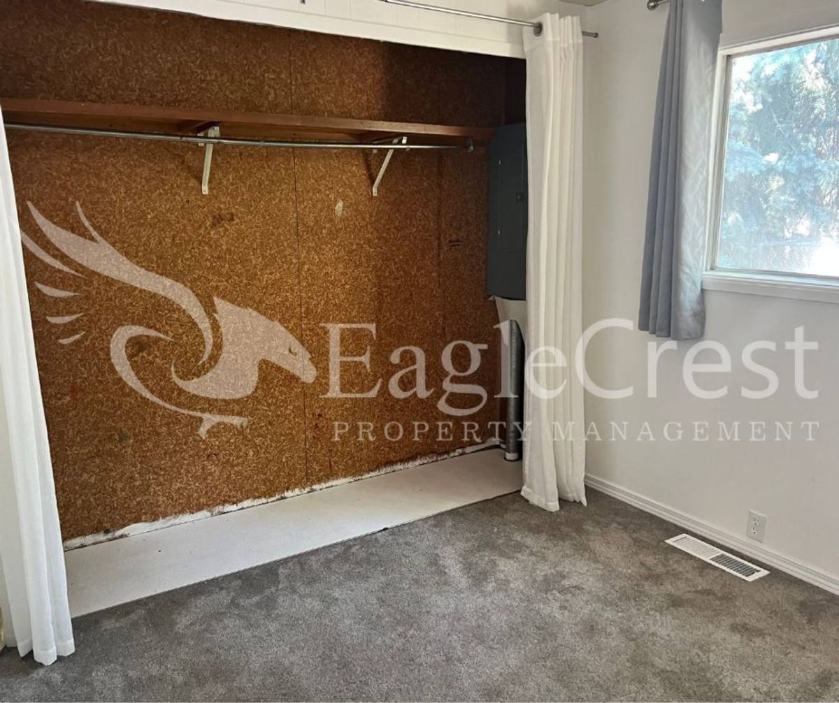 House for rent at 1913 J St, Walla Walla, WA 99362