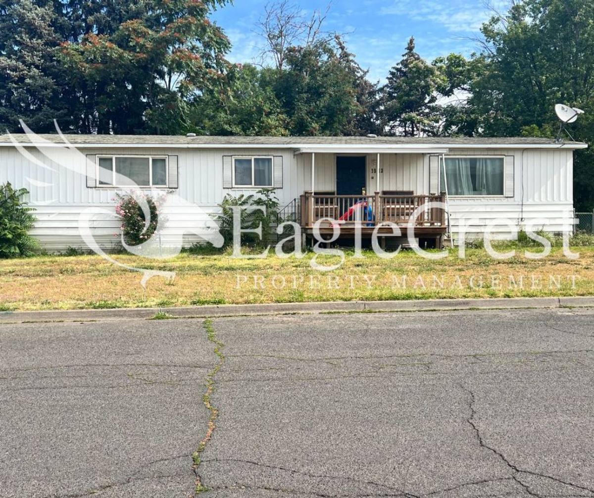 House for rent at 1913 J St, Walla Walla, WA 99362