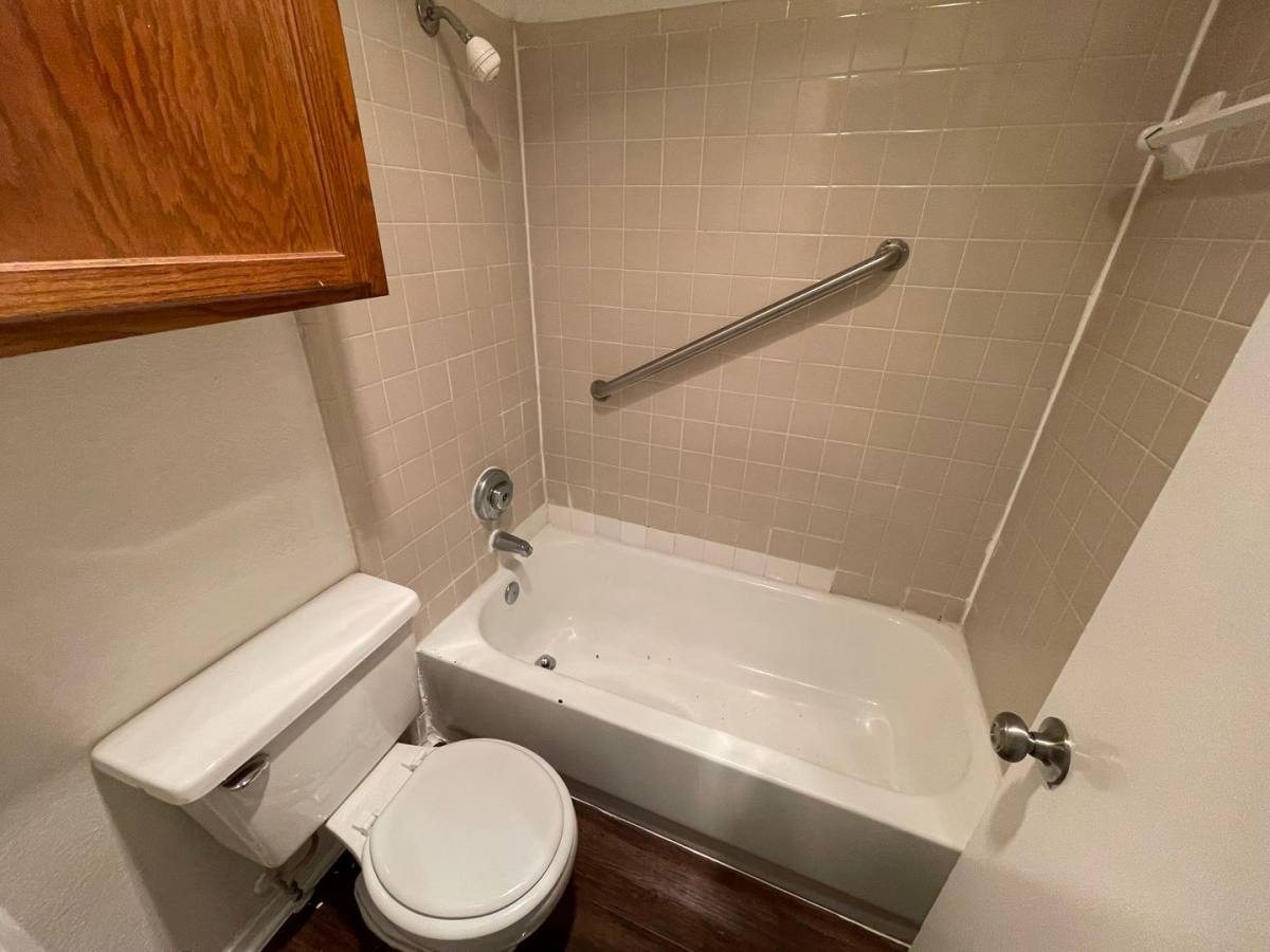 House for rent at 1754 Carrington Dr, Red Oak, TX 75154