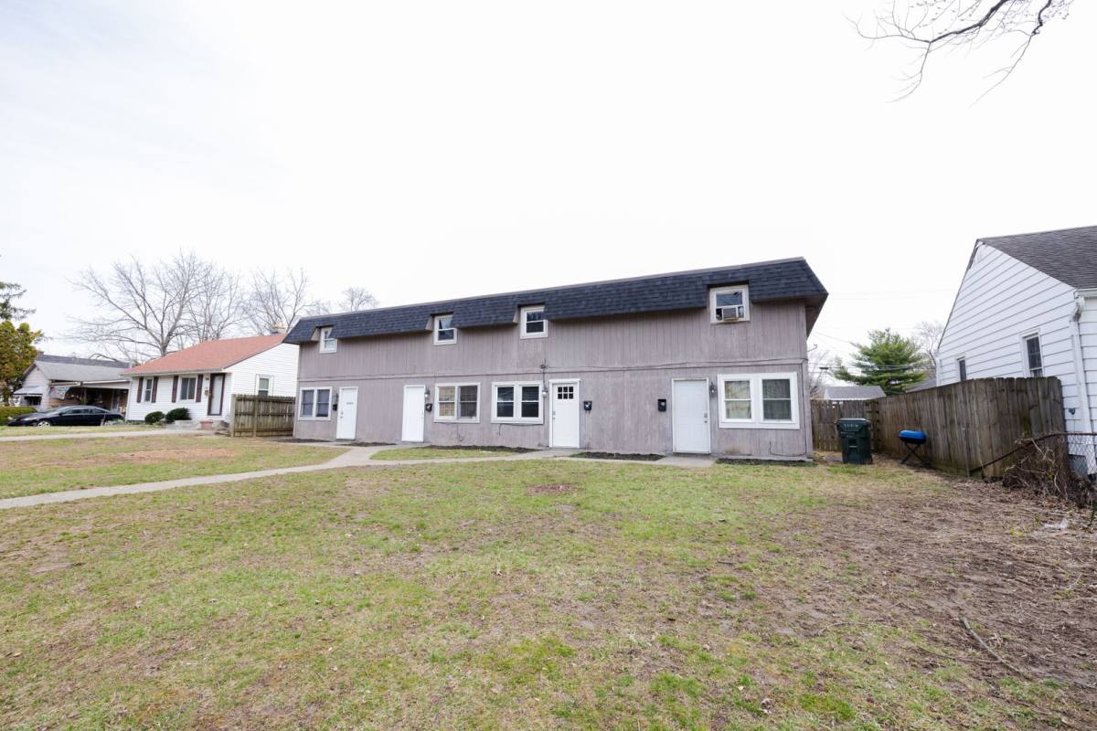 Apartment for rent at 3086-3092 Grasmere Ave, Columbus, OH 43224