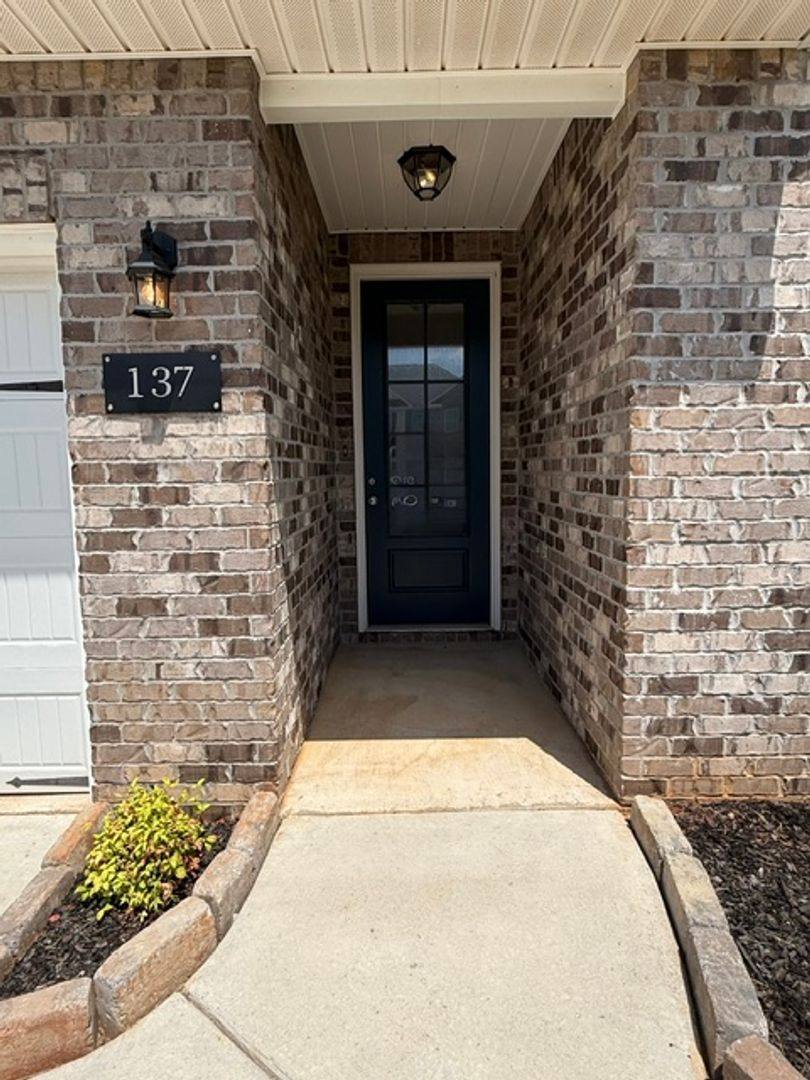 House for rent at 137 Hazel Pine Trail, Hazel Green, AL 35750