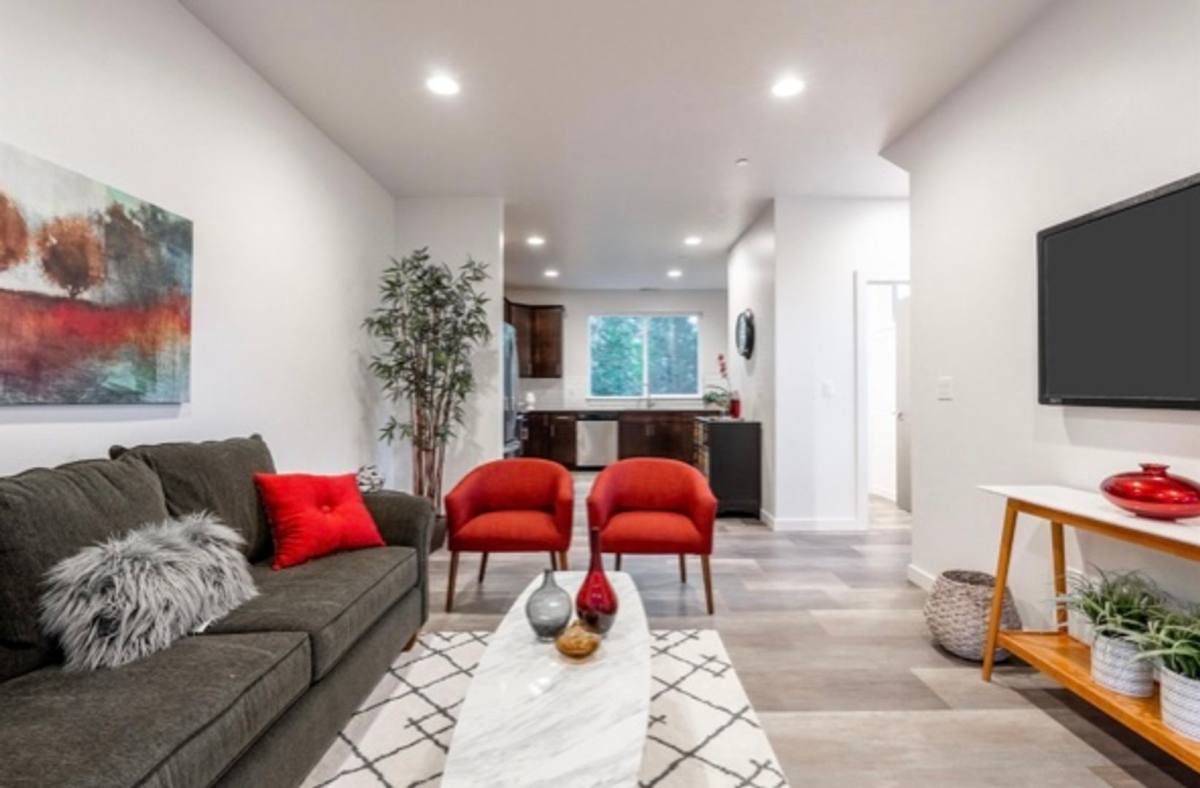 Apartment for rent at 911 N 17th Ave, Bozeman, MT 59715