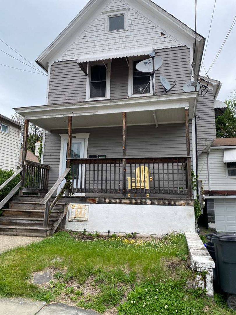 Apartment for rent at 928 Clearview St, Scranton, PA 18508