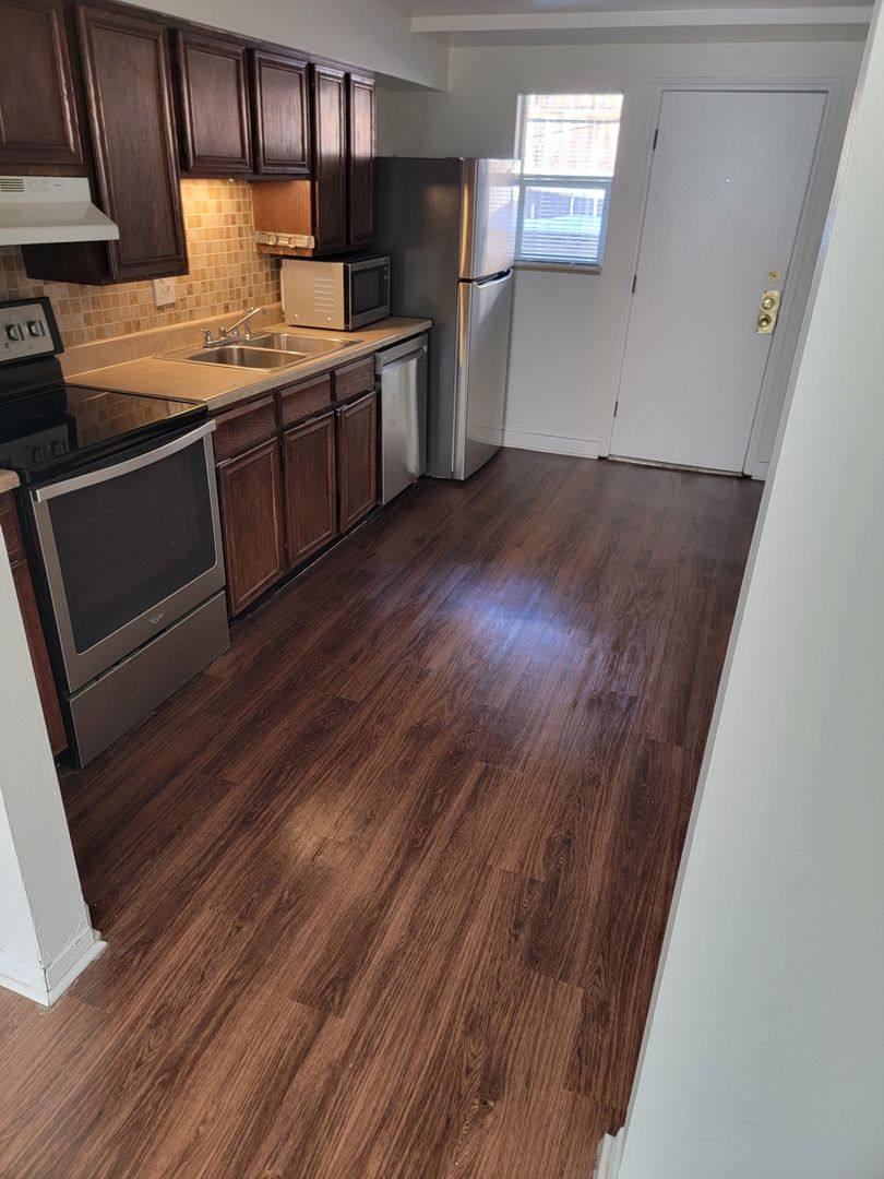 Apartment for rent at 1409 Utah St, Golden, CO 80401